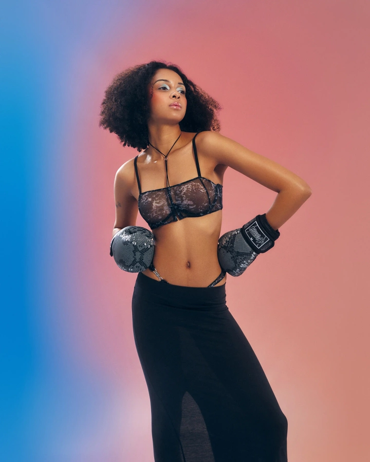 Soutien-gorge noué