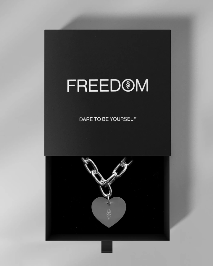 Collier avec pendentif