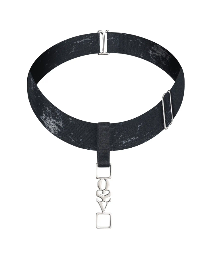 Large choker avec pendentif